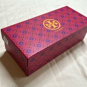 Tory Burch empty shoe box w/ branded tissue and stuffing